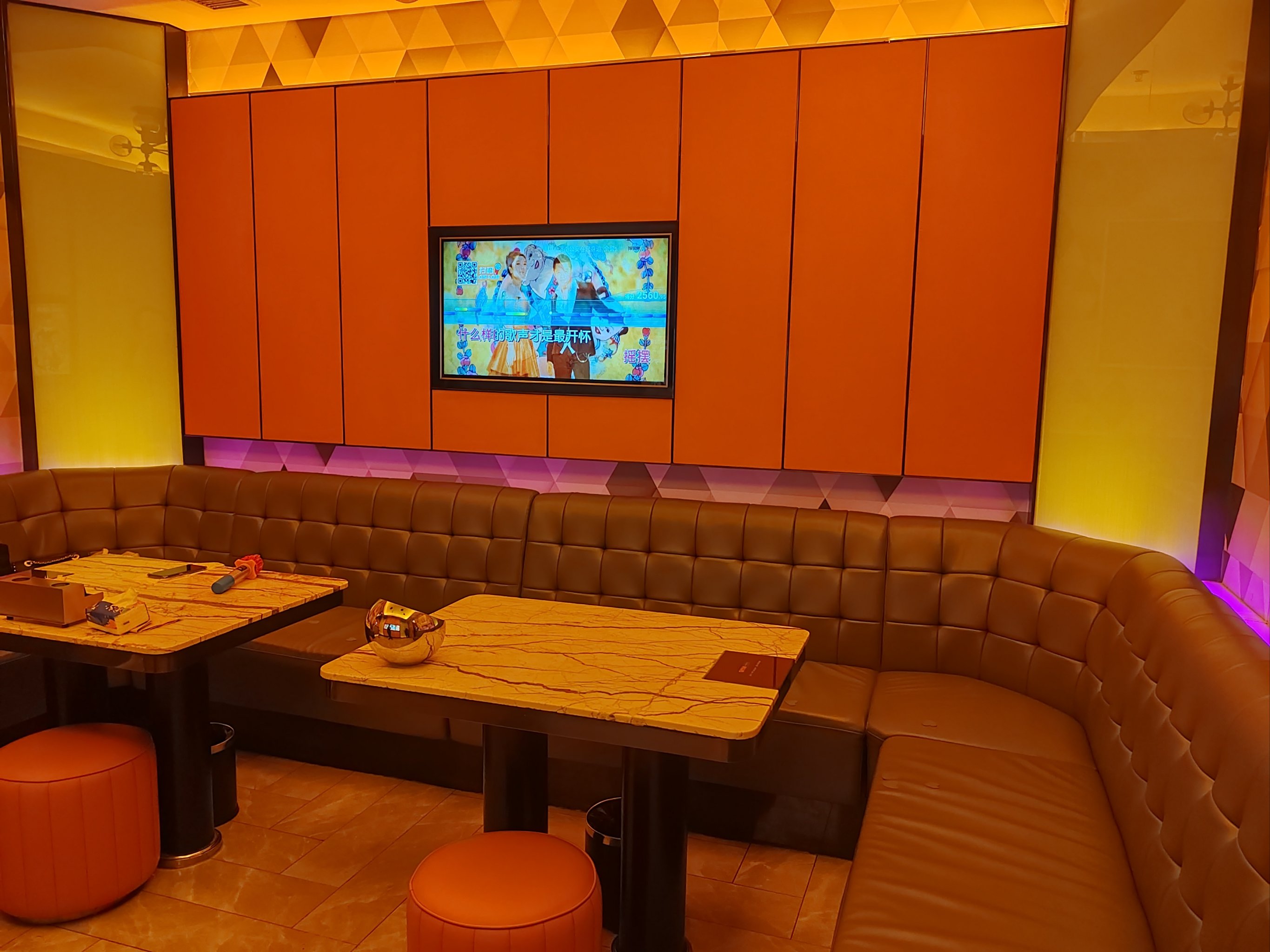 安顺商务ktv：玩转商务ktv最新玩法-普定县ktv预定